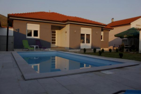 Villa Aurora